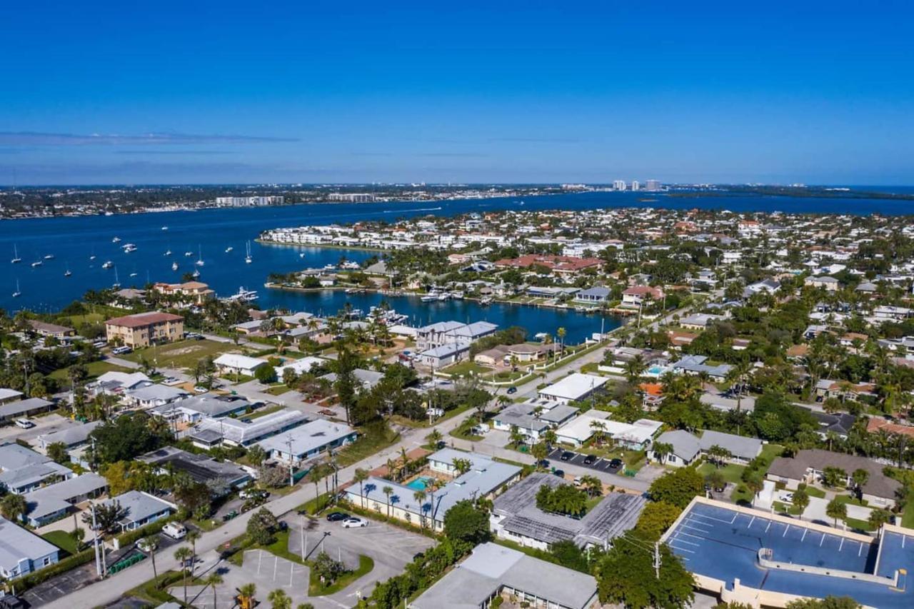 Bermuda Bungalows West Palm Beach Exterior photo