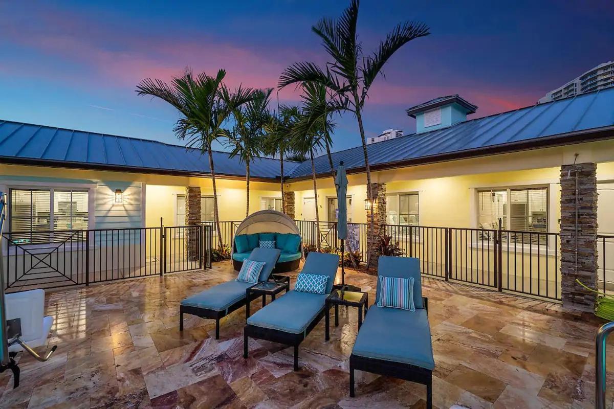Bermuda Bungalows West Palm Beach Exterior photo