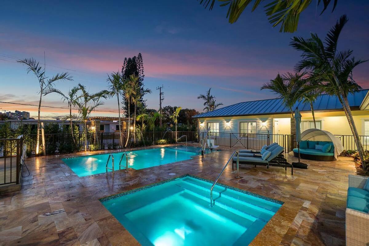 Bermuda Bungalows West Palm Beach Exterior photo