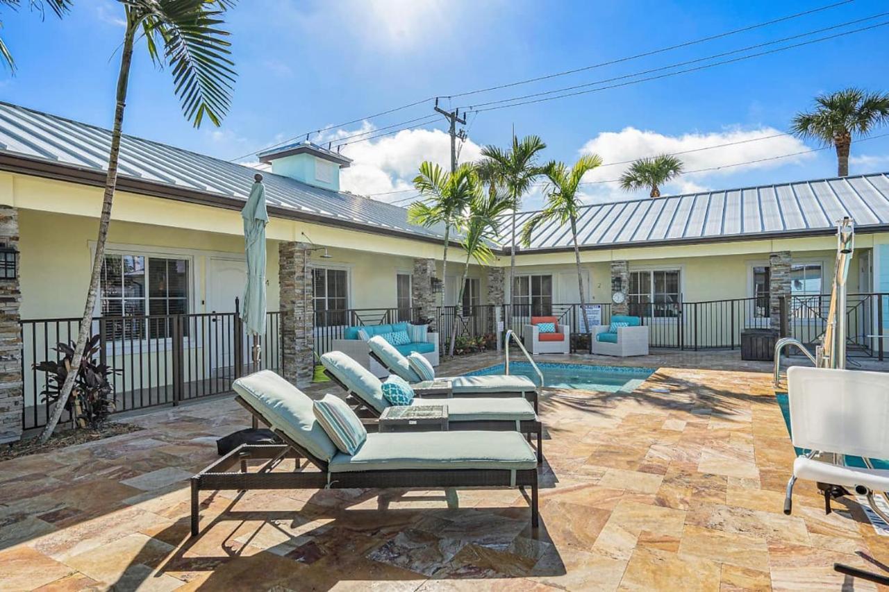 Bermuda Bungalows West Palm Beach Exterior photo